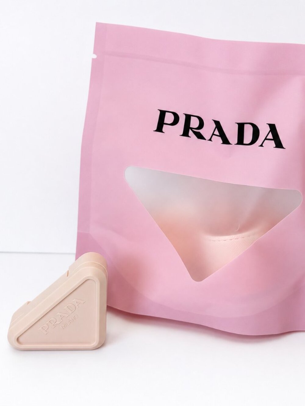 Prada Touch Cream-to-Powder Blush shade: Bow NEW with gift